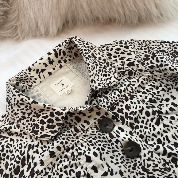 GIFTED•Forever 21 | 🐆Leopard Print Cropped Jacket - Picture 3 of 8